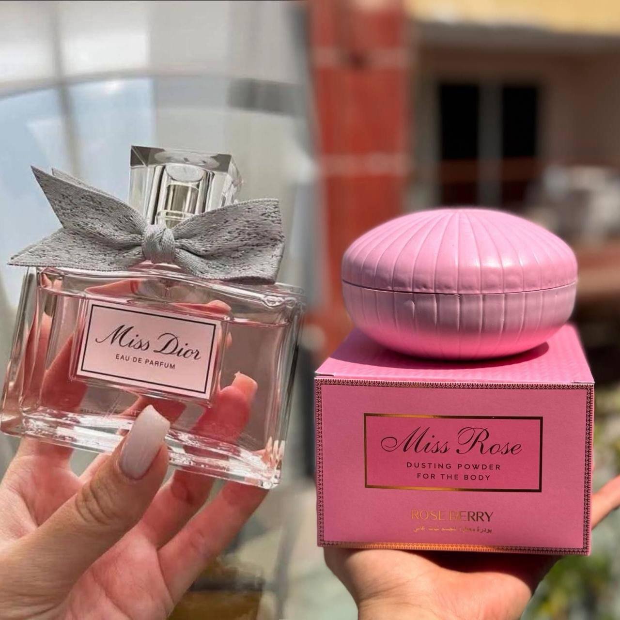 img_5625 باودر ميس روز برائحة عطر ميس ديور أنثوية جدا - الصورة 1